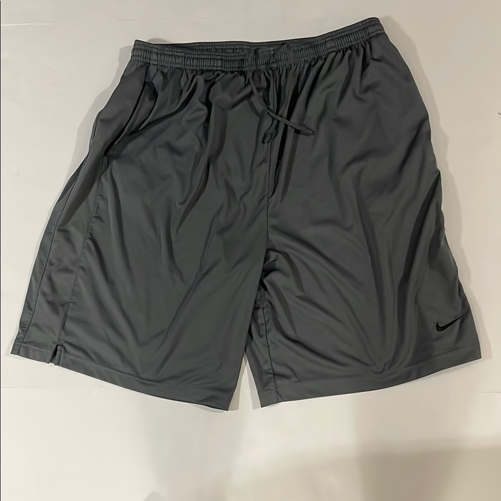 Nike Men's Dark Gray Dri-Fit Athletic Shorts Size XL Basketball/Running Size XL